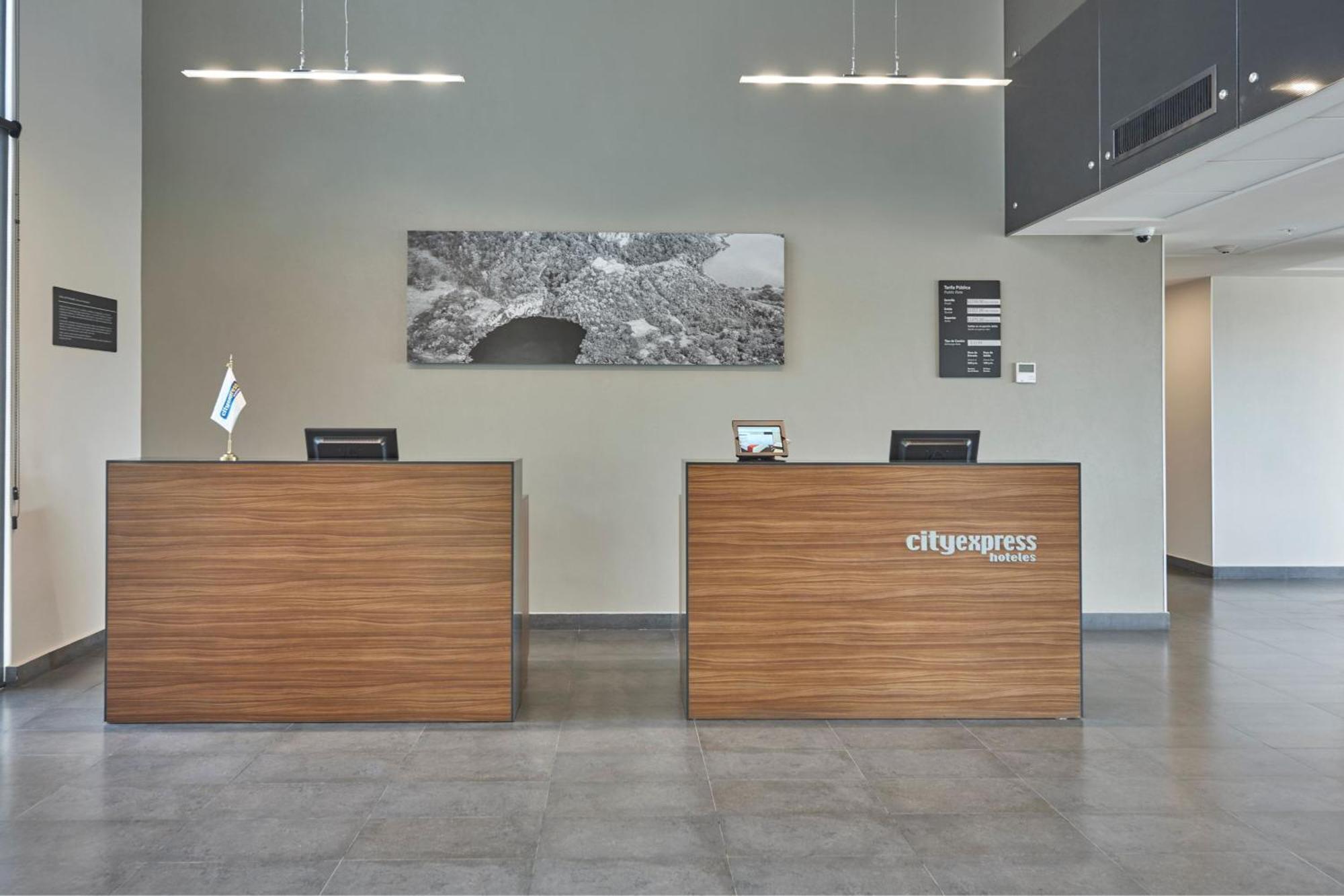 City Express By Marriott Comitan Bagian luar foto