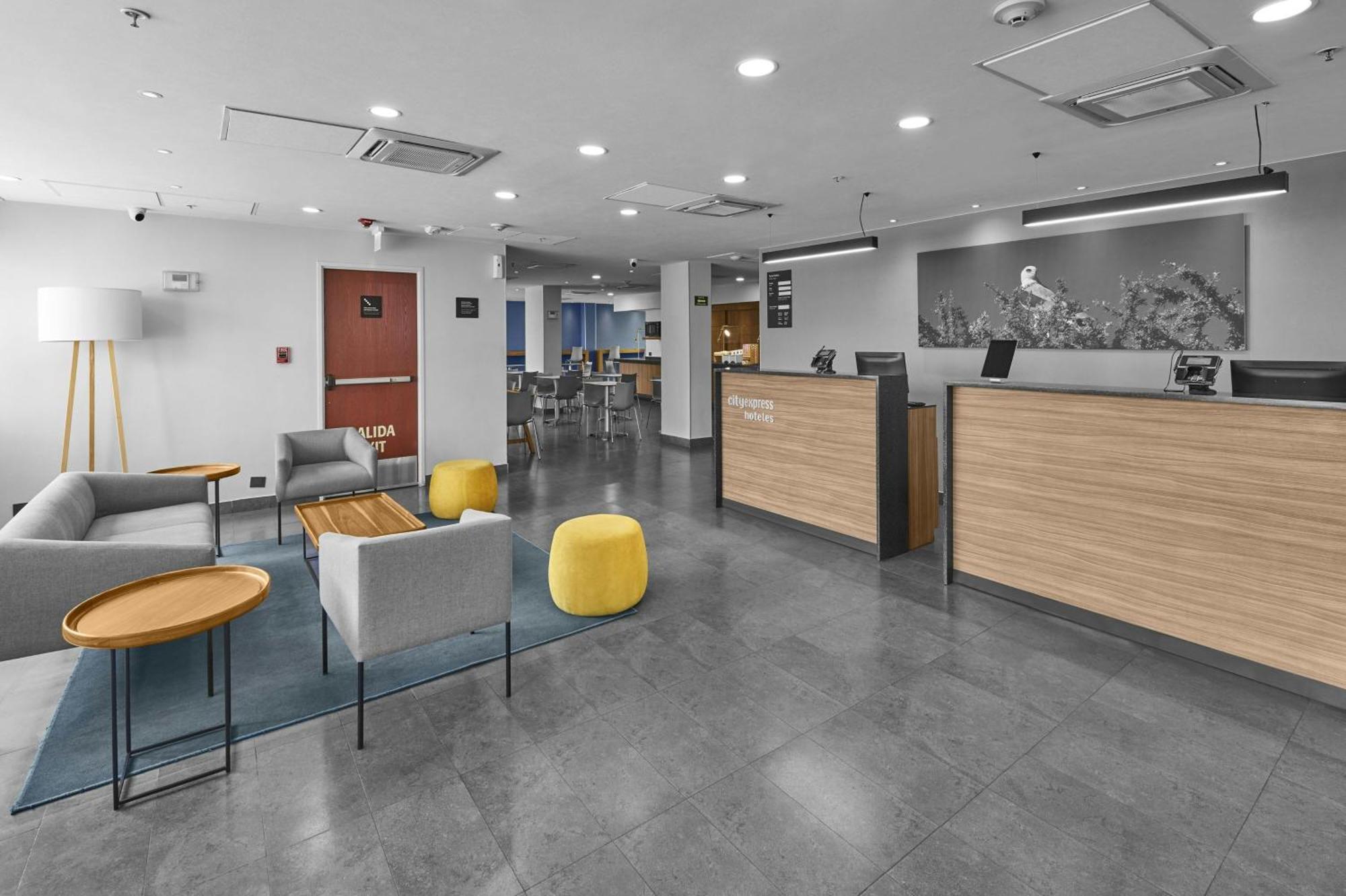 City Express By Marriott Comitan Bagian luar foto